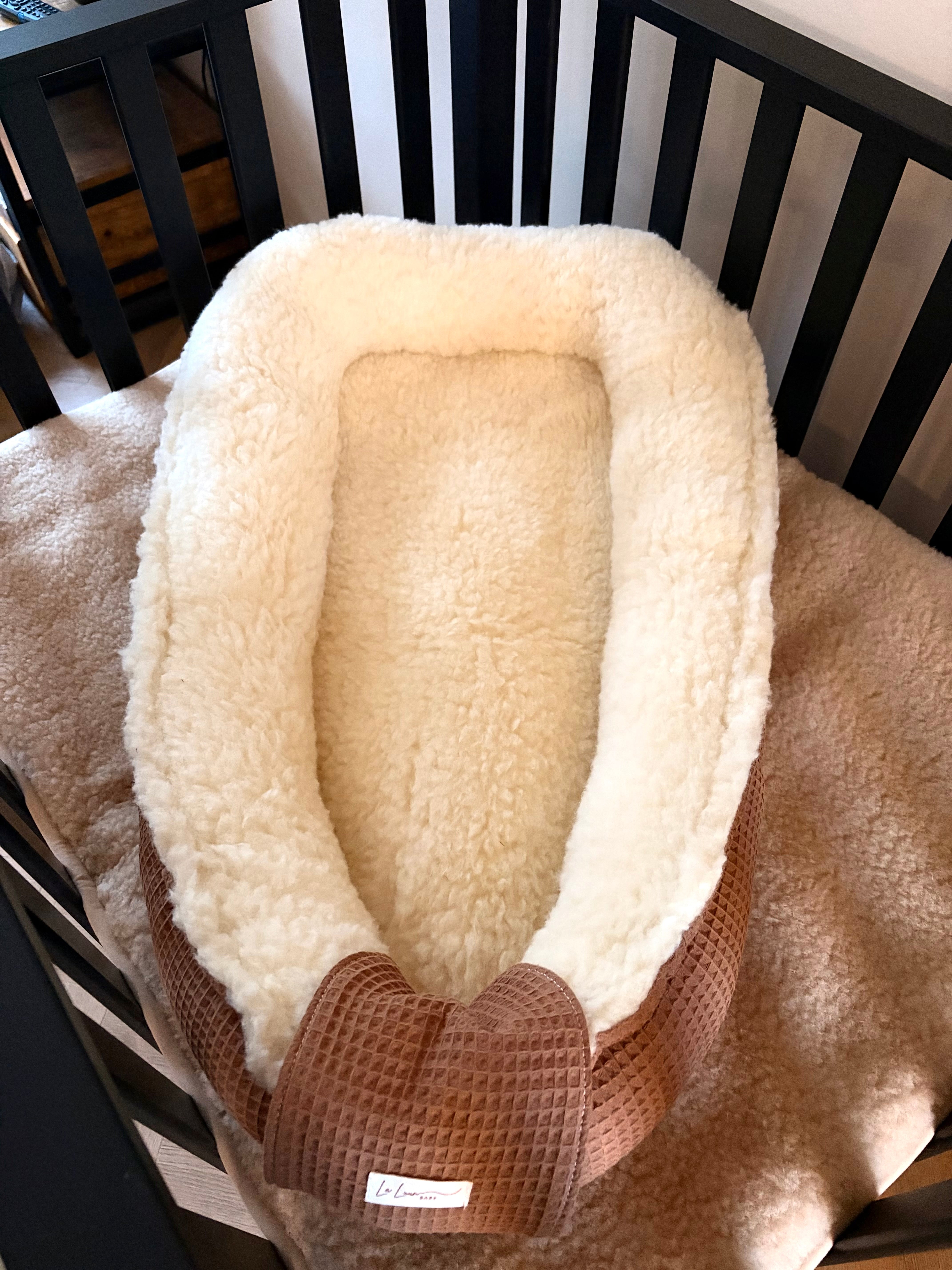 Babynestje binnenzijde 100% merinowol - La Luun baby