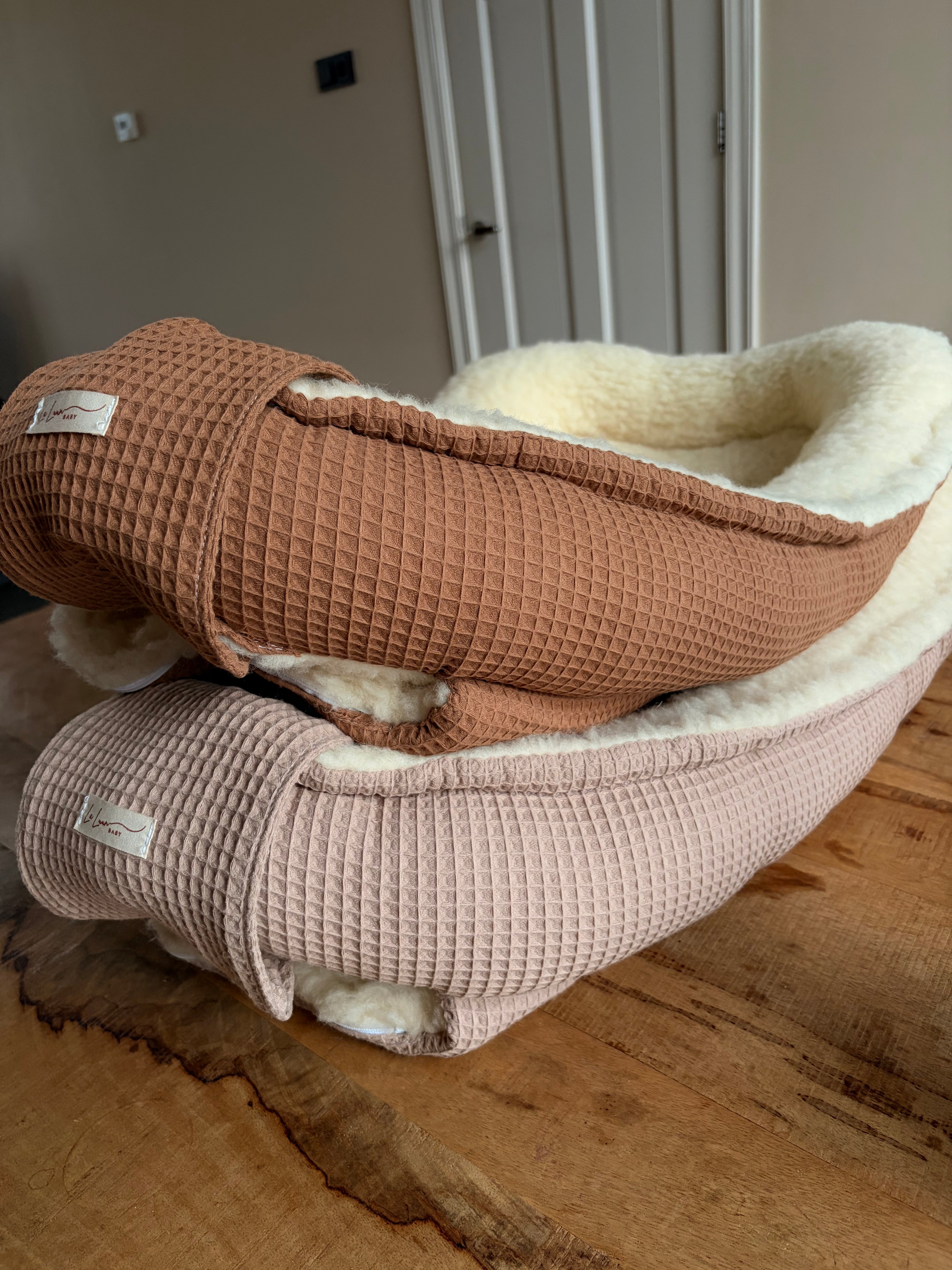 Babynestje binnenzijde 100% merinowol - La Luun baby