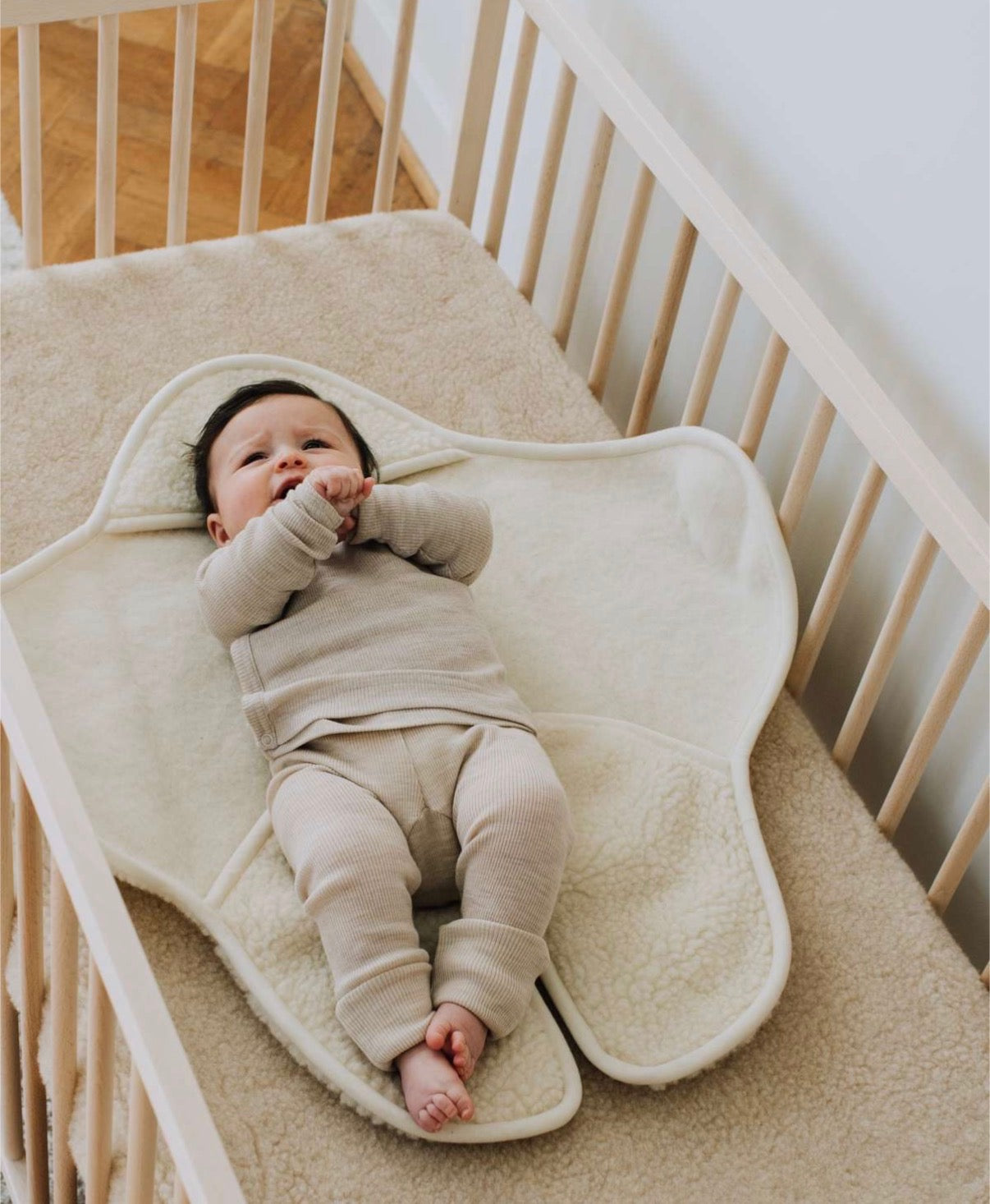 Baby wikkeldeken met voetjes en capuchon merinowol - Kico label