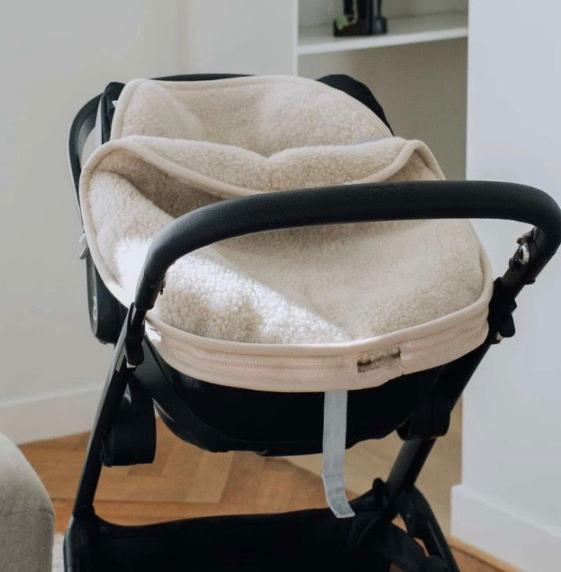 Voetenzak voor autostoel of maxi-cosi van merinowol - Kico label